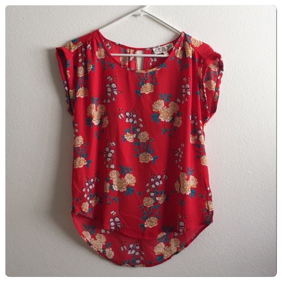 Modcloth Tops - 🆕 Modcloth floral tunic top